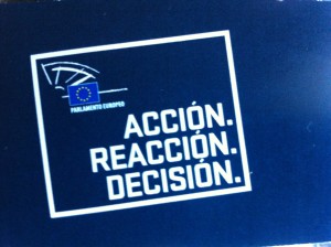 Acción, reacción, solución