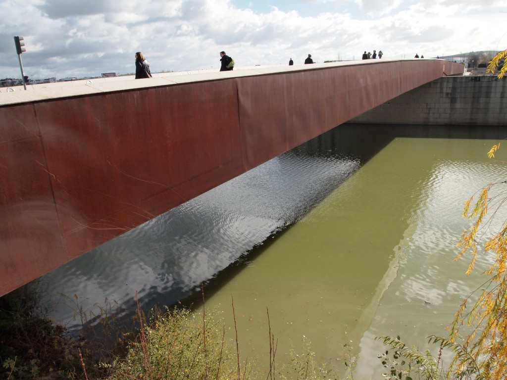 Puente de Miraflores